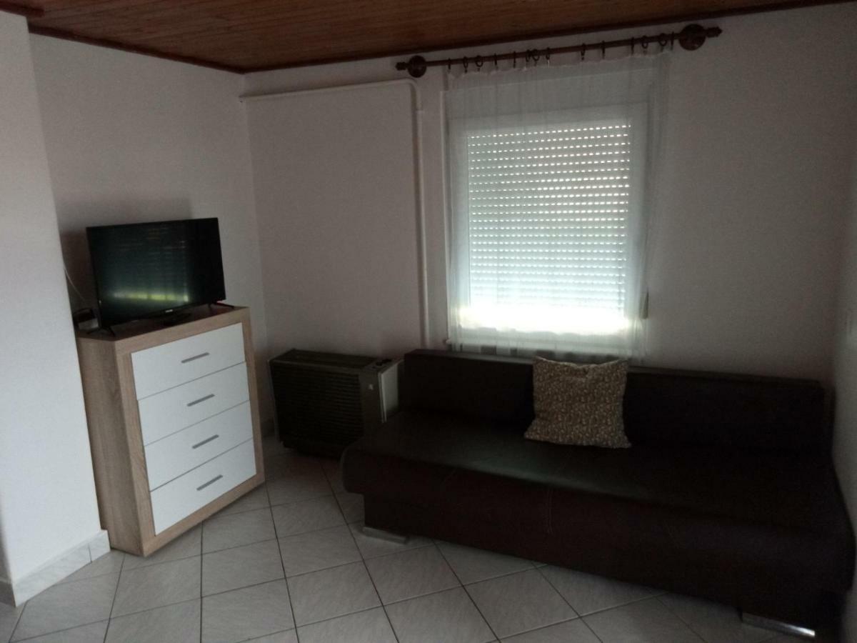 Karos Central Apartmanhaz Zalakaros Buitenkant foto